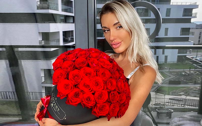 sugar baby with a gift