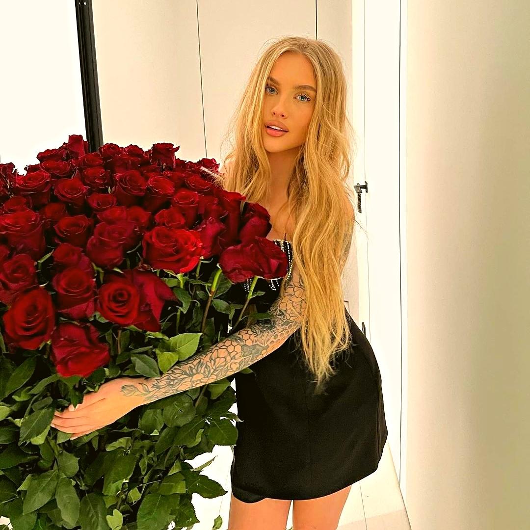sugar baby with bouquet of flowers Vermont