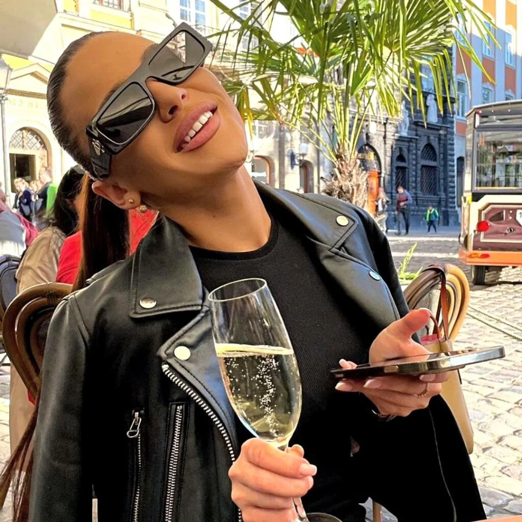 sugar mummy received text