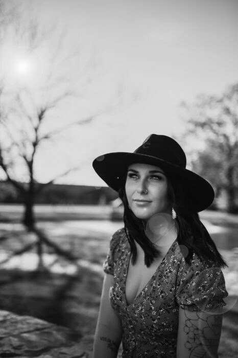 AriaV1228 Profile image 2