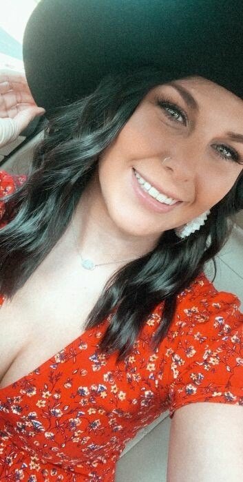 AriaV1228 Profile image 4