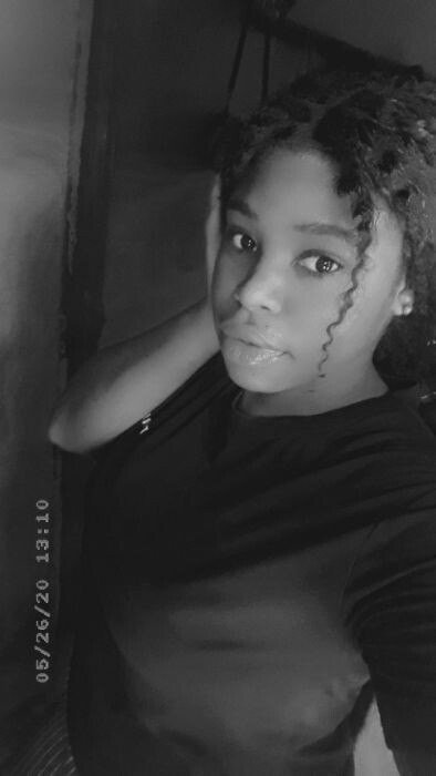 Nina Quick 11 Profile image 2