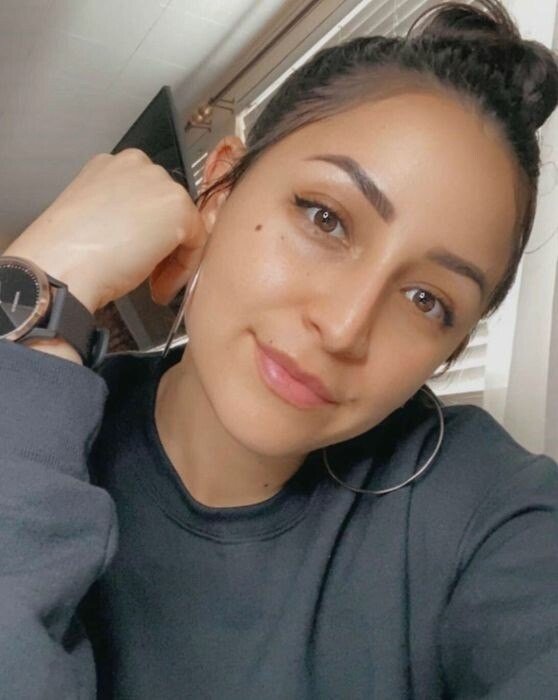 JadeAva Profile image 1