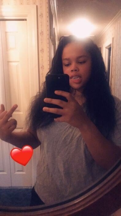 Bbymyaxox Profile image 2